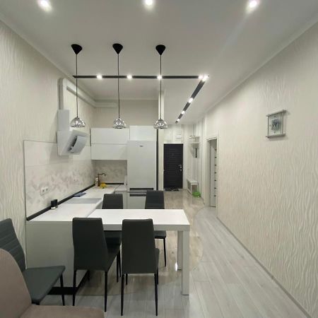 Central Apartment Odessa Zewnętrze zdjęcie